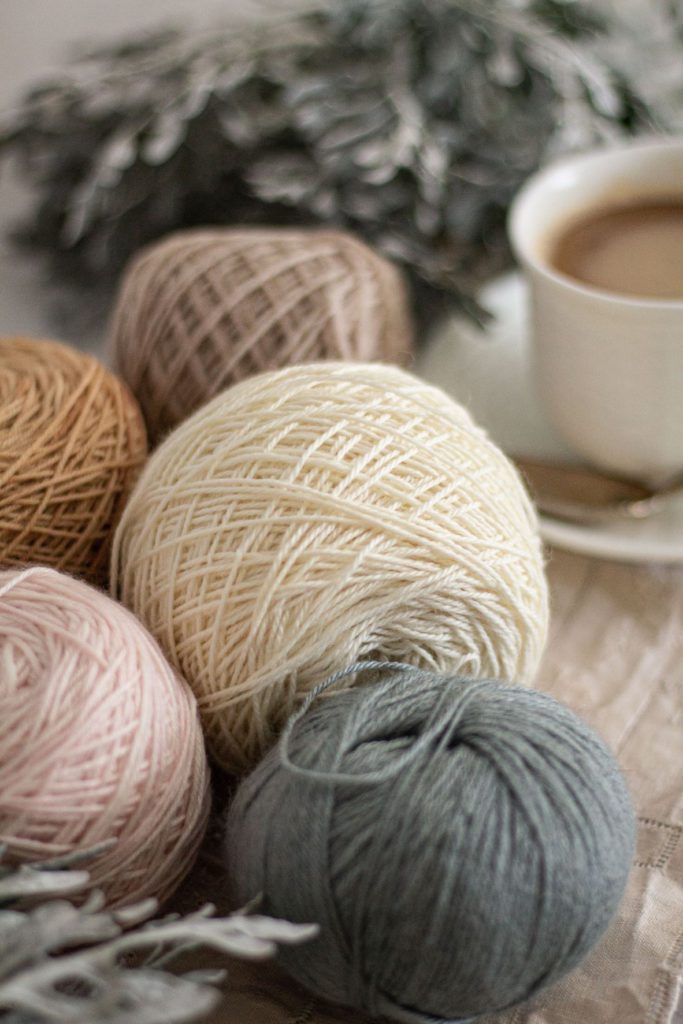 Five Key Things to Consider When Choosing a Sock Yarn - A Bee In The Bonnet