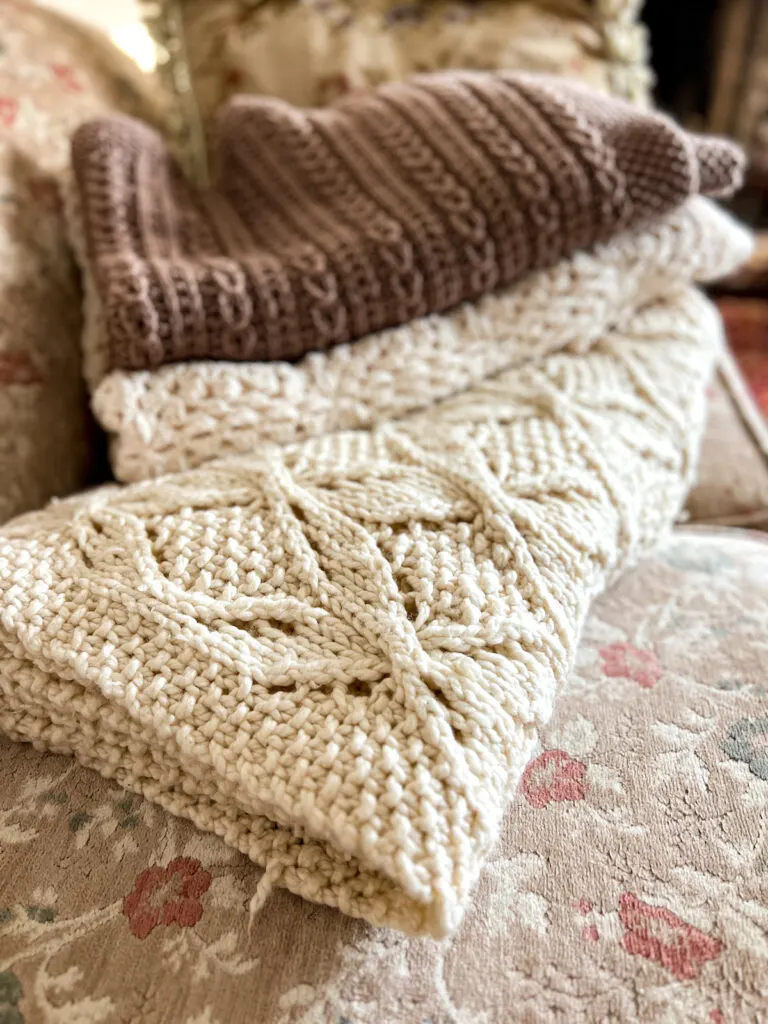 How to Knit a Blanket for Winter. So Cozy!